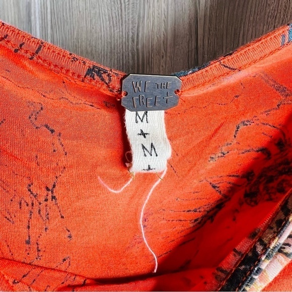 We The Free Printed Birds of Paradise Top - Picture 4 of 7